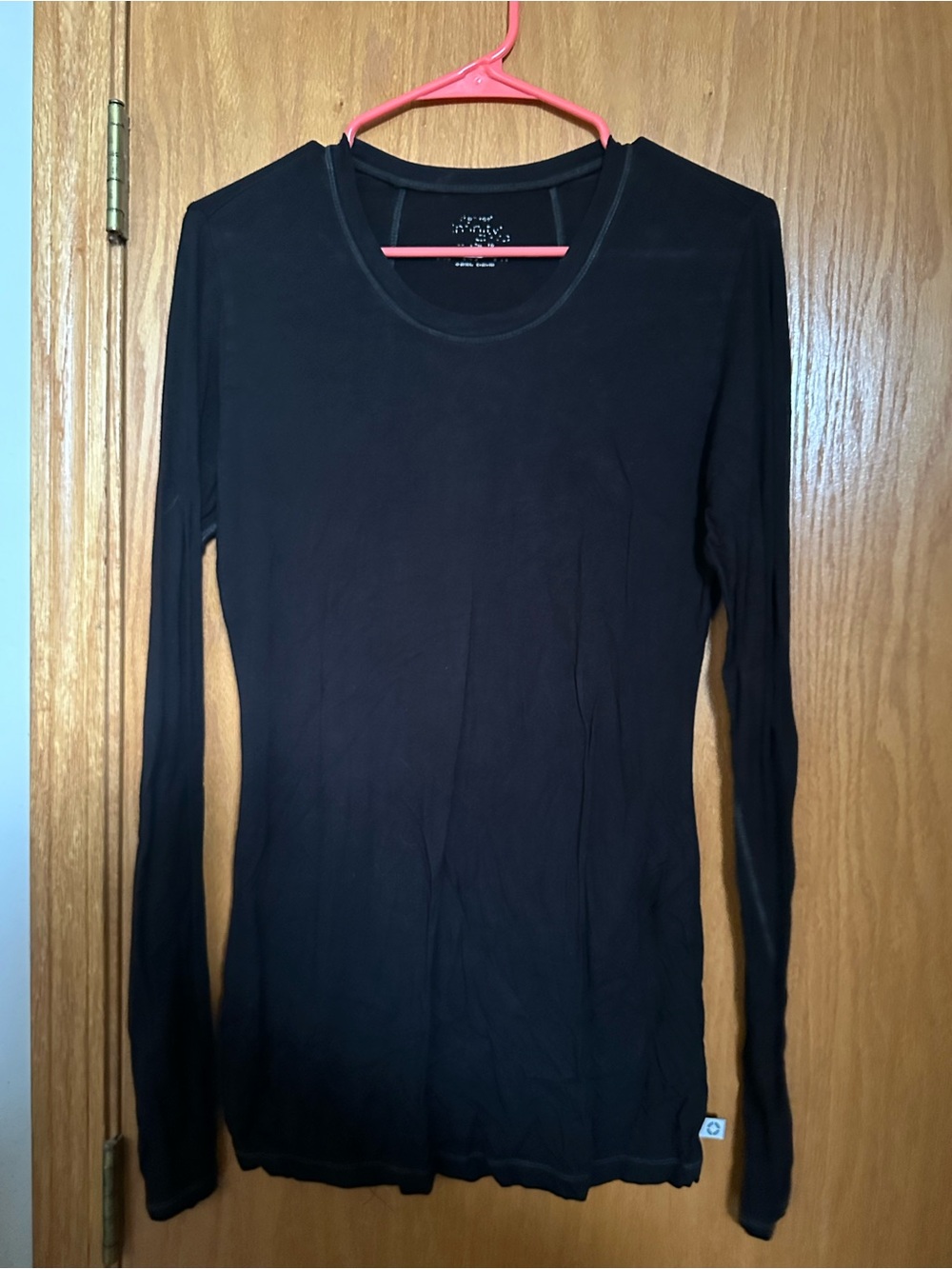 Black Long-Sleeve Crewneck Top